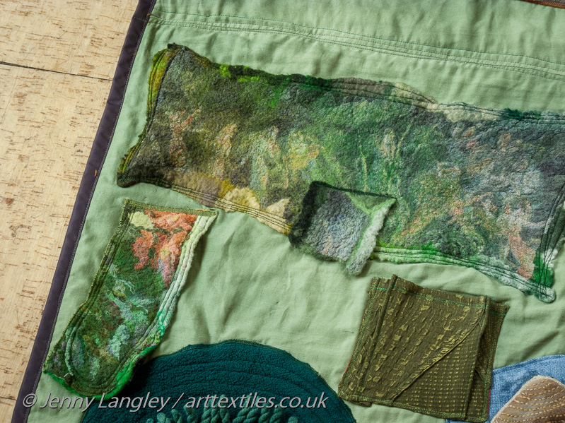 Flaps down to hide the Temple of Bacchus and the Gothic Tower.